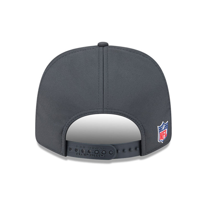 Men's Las Vegas Raiders New Era Graphite 2025 Sideline 9SEVENTY Cold Adjustable Hat - Pro Jersey Sports