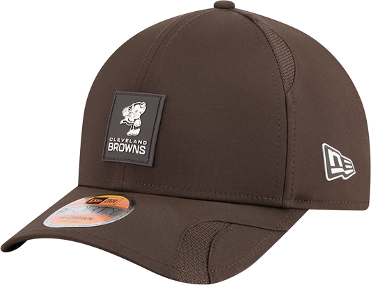 Men's Cleveland Browns New Era Brown 2025 NFL Sideline Heat 9FORTY M-Crown Adjustable Hat - Pro Jersey Sports