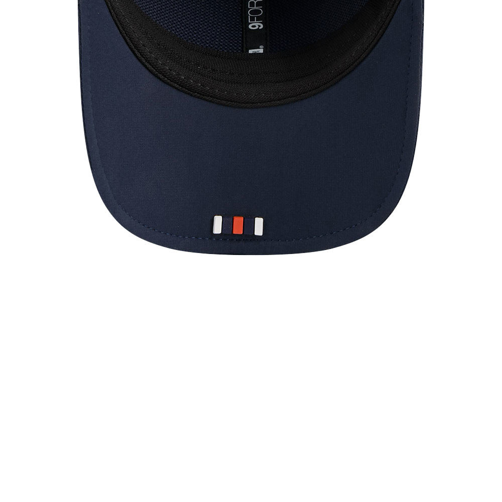 Men's Chicago Bears New Era Navy 2025 NFL Primary Logo Sideline Heat 9FORTY M-Crown Adjustable Hat - Pro Jersey Sports