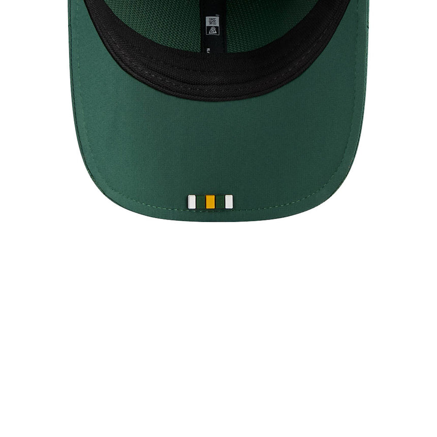 Men's Green Bay Packers New Era Green 2025 NFL Primary Logo Sideline Heat 9FORTY M-Crown Adjustable Hat - Pro Jersey Sports