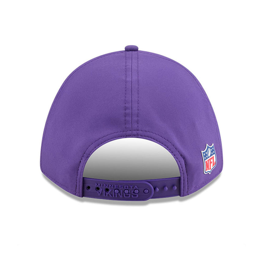 Men's Minnesota Vikings New Era Purple 2025 NFL Primary Logo Sideline Heat 9FORTY M-Crown Adjustable Hat - Pro Jersey Sports