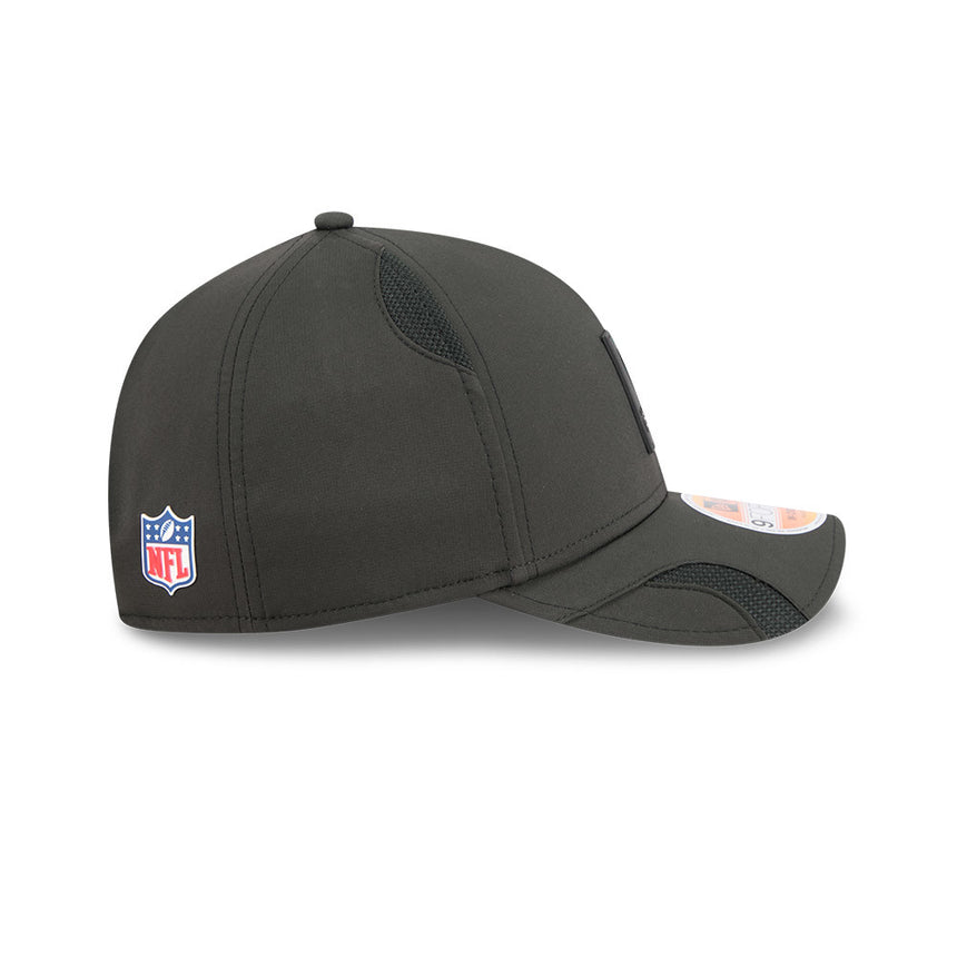 Men's Las Vegas Raiders New Era Black 2025 NFL Primary Logo Sideline Heat 9FORTY M-Crown Adjustable Hat - Pro Jersey Sports