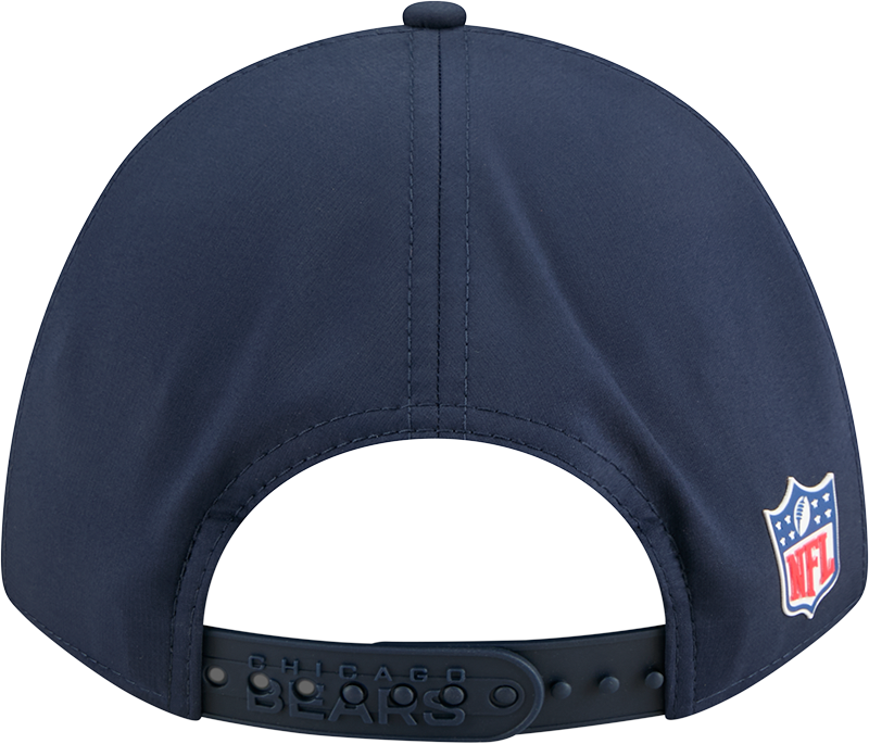 Men's Chicago Bears New Era Navy 2025 NFL Sideline Heat Alternate Logo 9FORTY M-Crown Adjustable Hat - Pro Jersey Sports