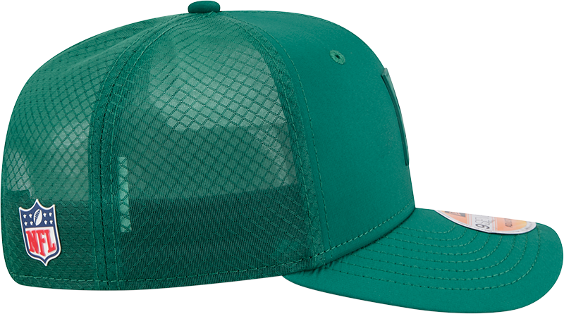 Men's New York Jets New Era Green 2025 Sideline 9SEVENTY Trucker Adjustable Hat - Pro Jersey Sports