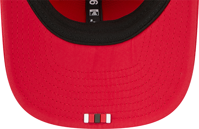 Men's Tampa Bay Buccaneers New Era Red 2025 Sideline 9SEVENTY Trucker Adjustable Hat - Pro Jersey Sports