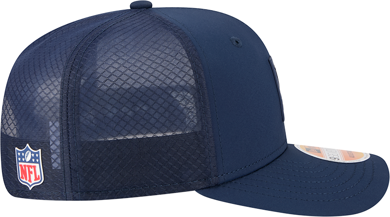 Men's Tennessee Titans New Era Navy 2025 Sideline 9SEVENTY Trucker Adjustable Hat - Pro Jersey Sports