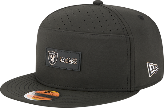 Men's Las Vegas Raiders New Era Black 2025 Sideline Split Panel 9FIFTY Snapback Hat - Pro Jersey Sports