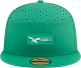 Men's Philadelphia Eagles New Era Kelly Green 2025 Sideline Split Panel 9FIFTY Snapback Hat - Pro Jersey Sports