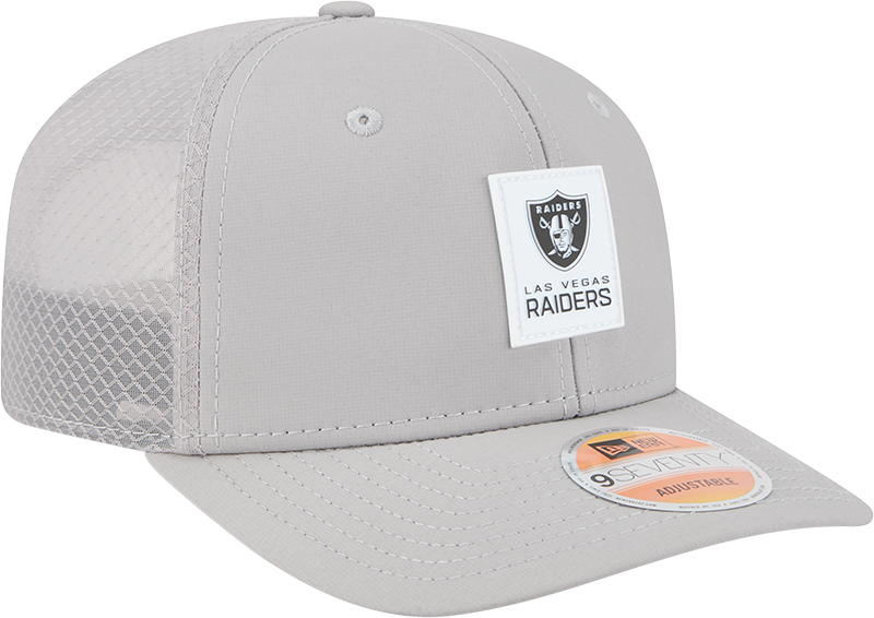 Men's Las Vegas Raiders New Era Gray 2025 NFL Sideline Heat 9SEVENTY Adjustable Hat
