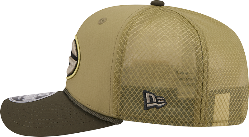 Men's Green Bay Packers New Era Green 2025 Salute To Service Sideline 9SEVENTY Trucker Adjustable Hat - Pro Jersey Sports