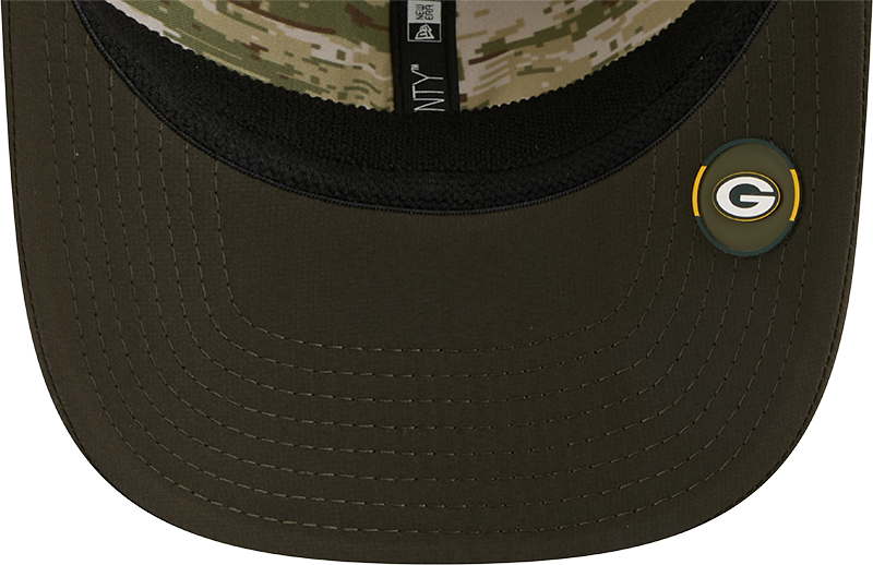 Men's Green Bay Packers New Era Green 2025 Salute To Service Sideline 9SEVENTY Trucker Adjustable Hat - Pro Jersey Sports