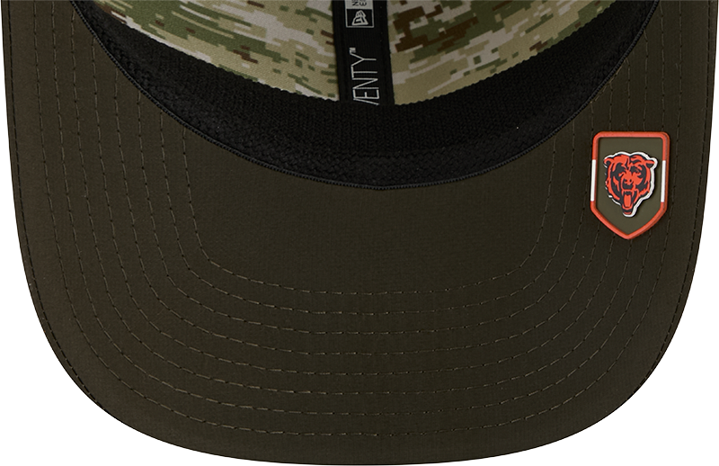 Men's Chicago Bears New Era Green 2025 Salute To Service Sideline 9SEVENTY Trucker Adjustable Hat - Pro Jersey Sports