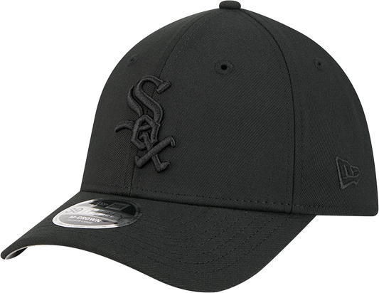 Chicago White Sox New Era M-Crown 39Thirty Tonal Black Flex Fit Hat
