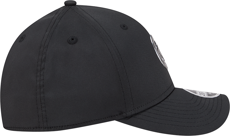 Chicago Cubs New Era M-Crown 39Thirty Metallic Black Performance Flex Fit Hat-Crawling Bear