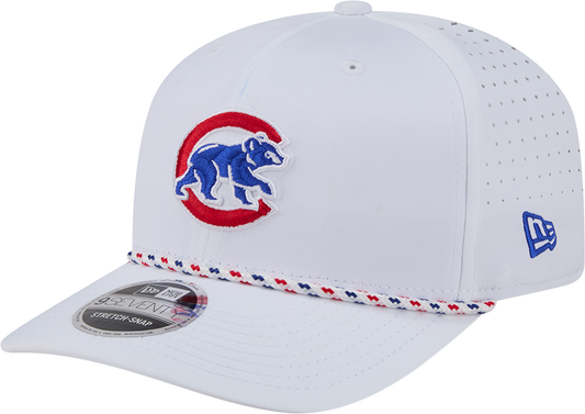 Chicago Cubs New Era White Sport Rope 9SEVENTY Stretch Snap Adjustable Hat-Walking Bear