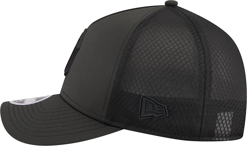 New York Yankees New Era Badged 9FORTY M-Crown Adjustable Hat-Black