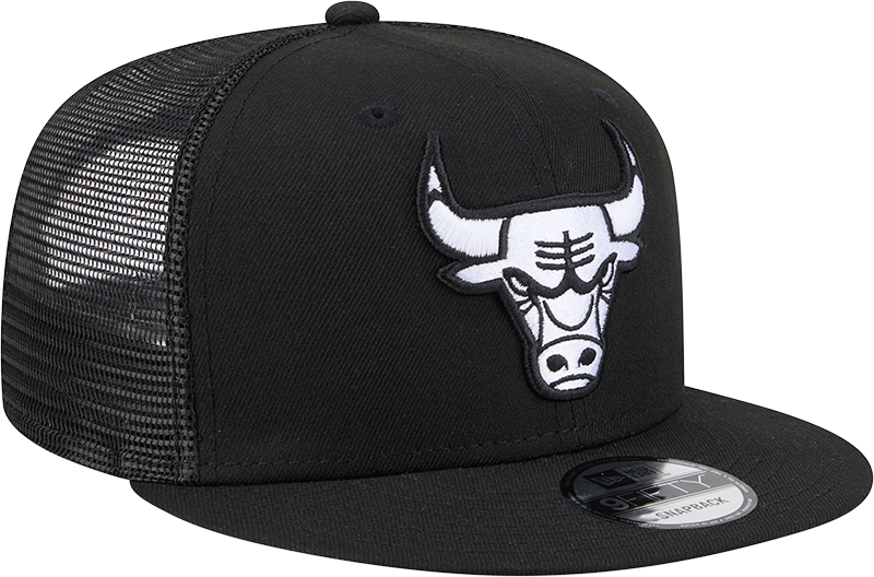 Chicago Bulls New Era Black & White 9FIFTY Trucker Snapback Hat