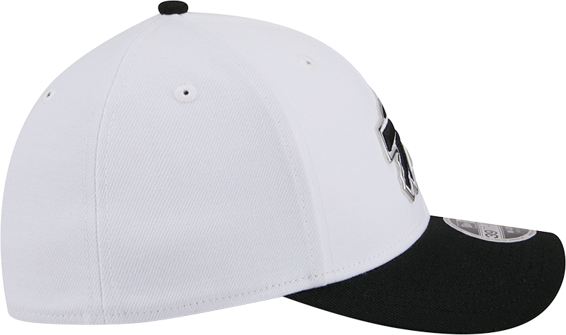 Buffalo Bills New Era White/Black 2026 NFL Draft 39THIRTY M-Crown Flex Hat