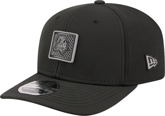 Men's Tampa Bay Buccaneers New Era Black 2026 NFL Training Camp 9SEVENTY Adjustable Hat