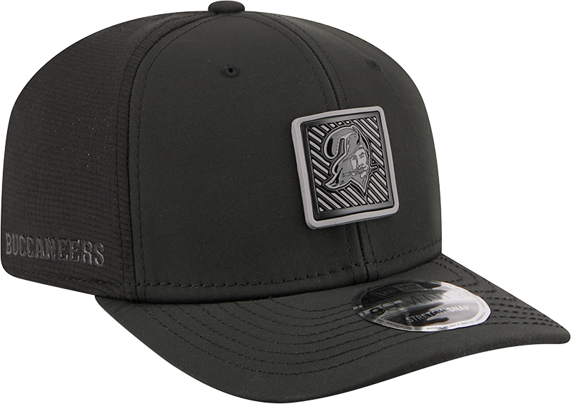 Men's Tampa Bay Buccaneers New Era Black 2026 NFL Training Camp 9SEVENTY Adjustable Hat