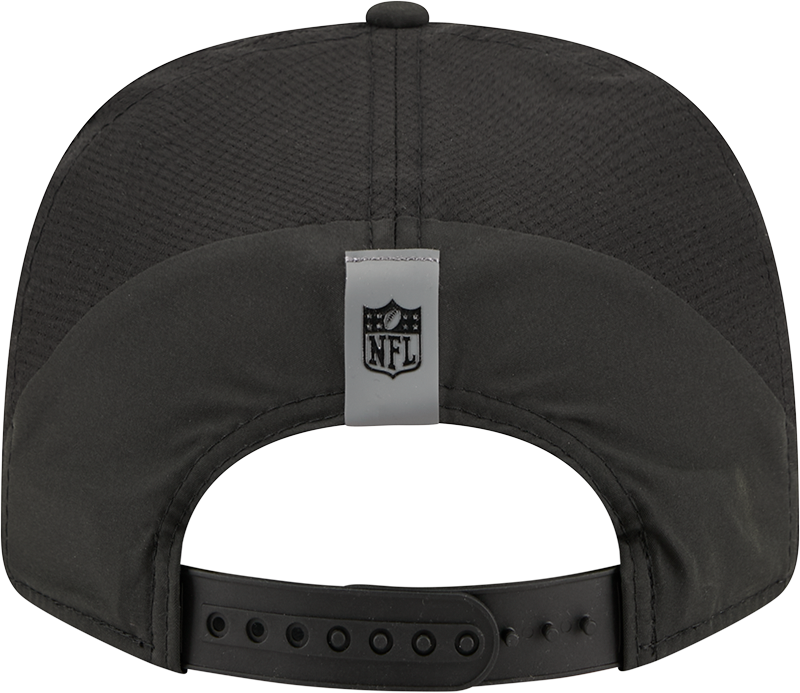 Men's Tampa Bay Buccaneers New Era Black 2026 NFL Training Camp 9SEVENTY Adjustable Hat