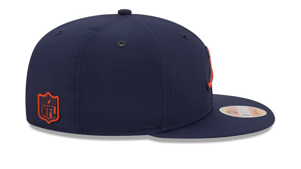 Men's Chicago Bears New Era Navy B Logo 2026 NFL Sideline 9FIFTY Snapback Hat