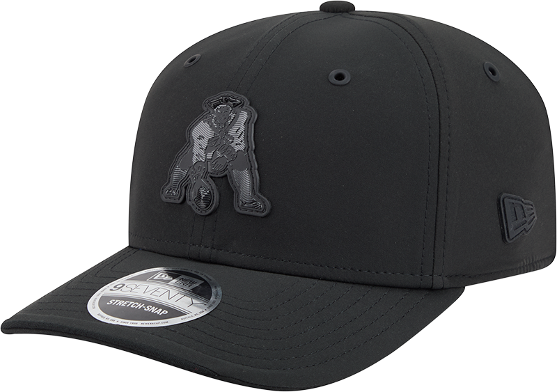 Men's New England Patriots New Era 2026 NFL Sideline 9SEVENTY Black Alternate Logo Adjustable Hat