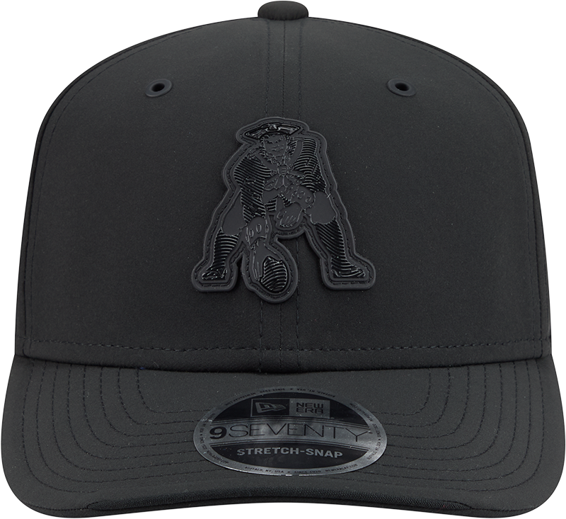 Men's New England Patriots New Era 2026 NFL Sideline 9SEVENTY Black Alternate Logo Adjustable Hat