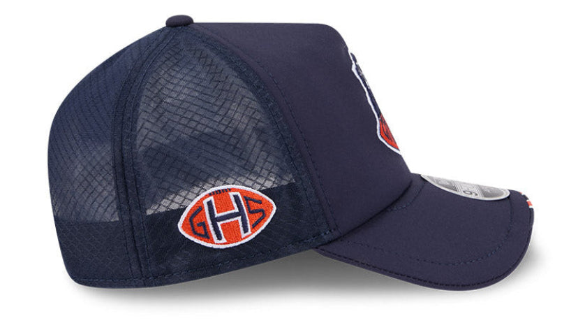 Men's Chicago Bears New Era Navy 2026 Rivalry Apex 9FORTY Adjustable Trucker Hat
