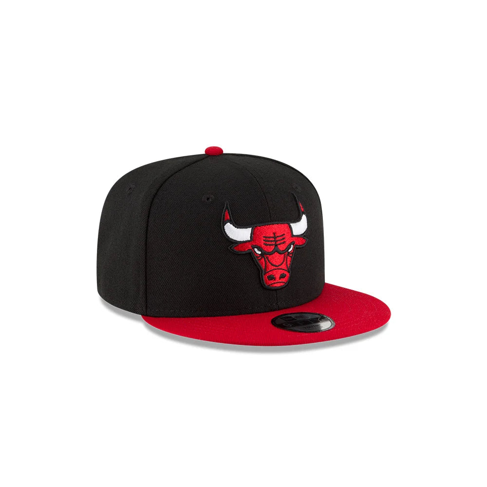 Youth Chicago Bulls 2-Tone Black/Red New Era 9FIFTY Snapback Hat