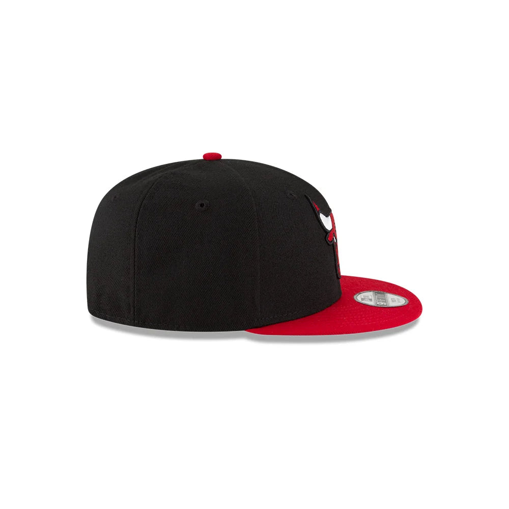 Youth Chicago Bulls 2-Tone Black/Red New Era 9FIFTY Snapback Hat