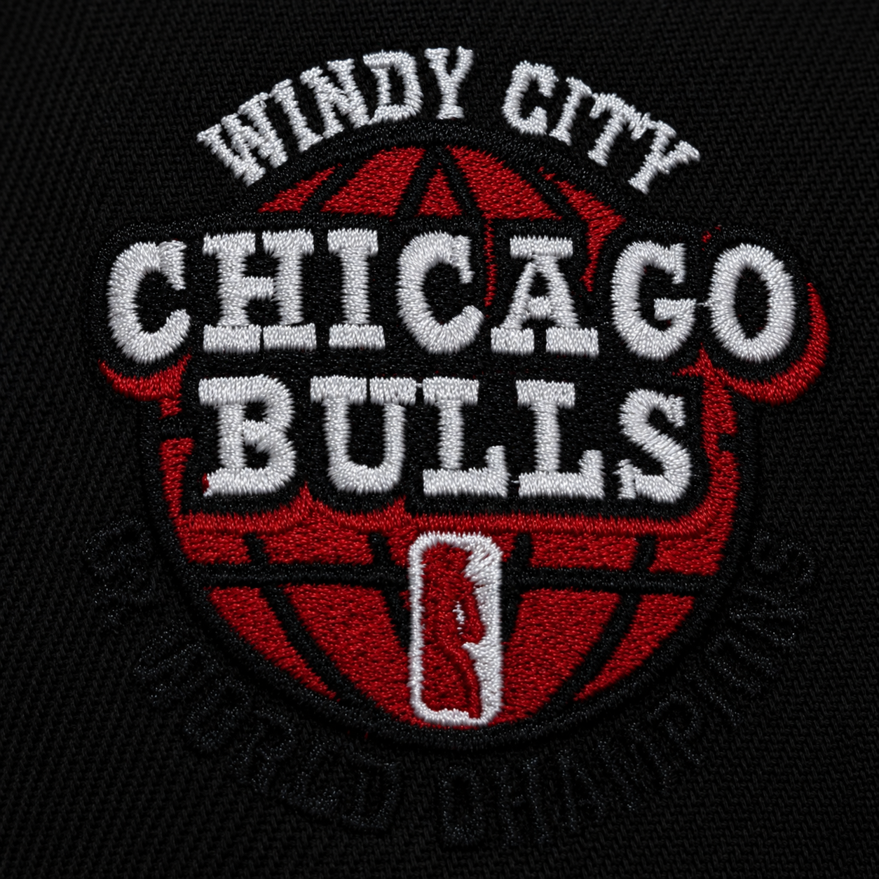 Men's Chicago Bulls Black/Red 6X Champions 59FIFTY Fitted Hat