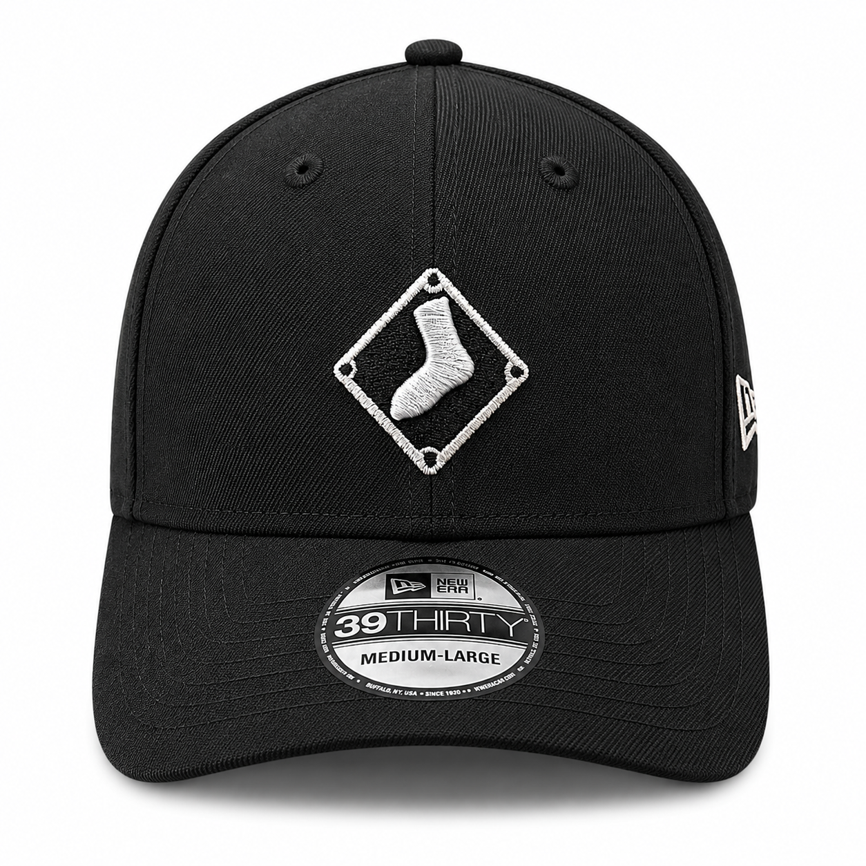 Chicago White Sox New Era Diamond Black 39THIRTY Flex Fit Cap