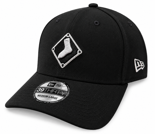Chicago White Sox New Era Diamond Black 39THIRTY Flex Fit Cap