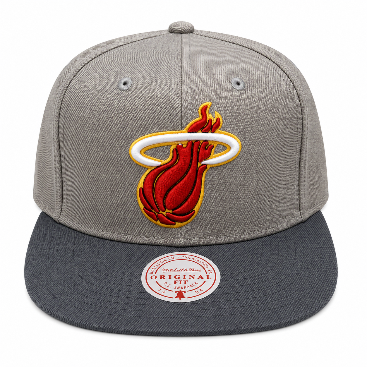 Men's Miami Heat NBA Cool Grey 3 Mitchell & Ness Snapback Hat
