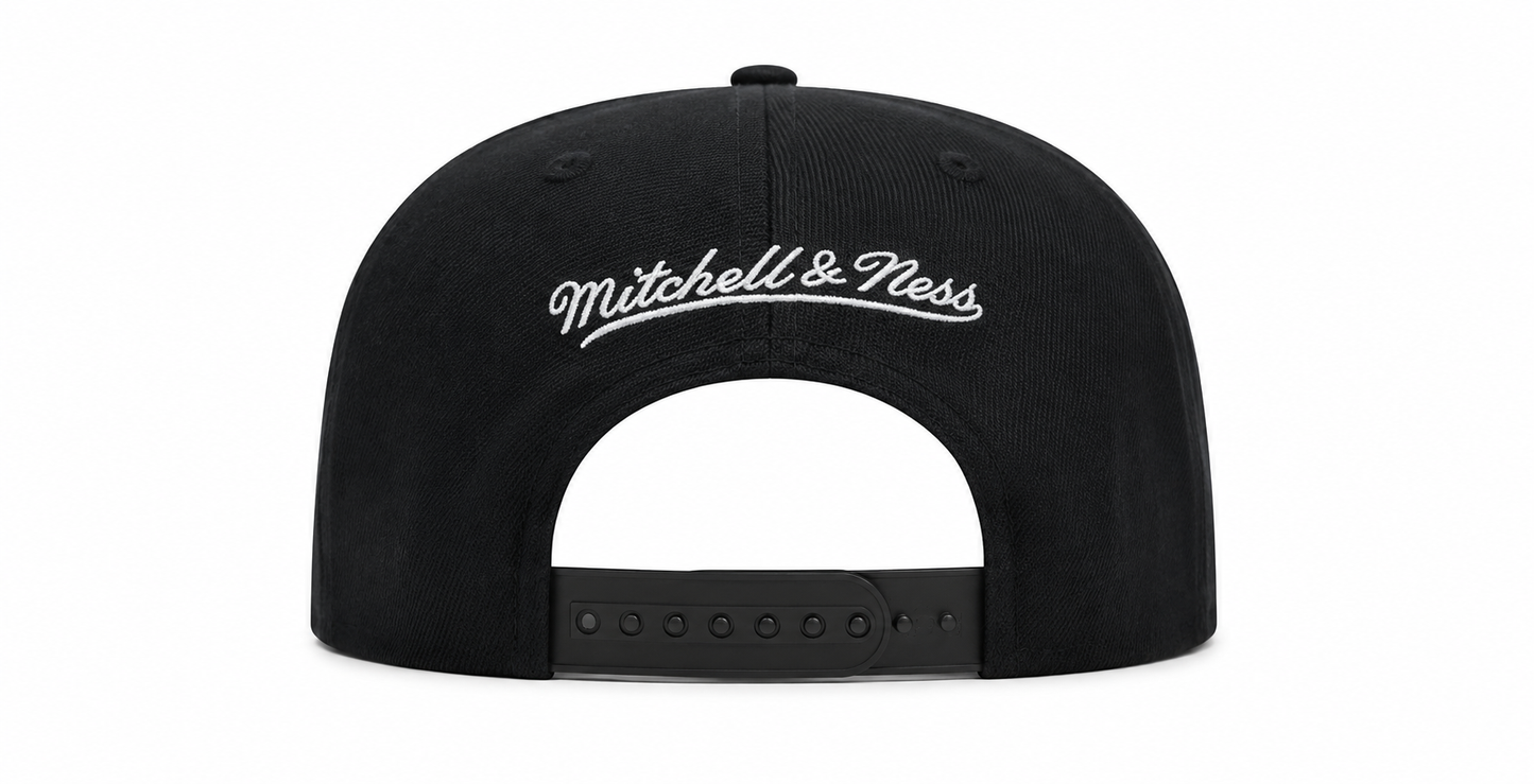 Men's Miami Heat 2006 NBA Champions Mitchell & Ness Champ Year Trophy Black Snapback Hat