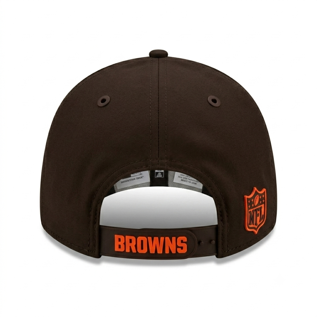 Men's Cleveland Browns New Era 2026 NFL Sideline 9SEVENTY Adjustable Hat