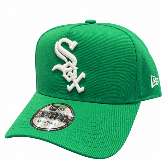 Chicago White Sox New Era Halfway to St. Patrick's Day Kelly Green 9FORTY A-Frame Adjustable Hat