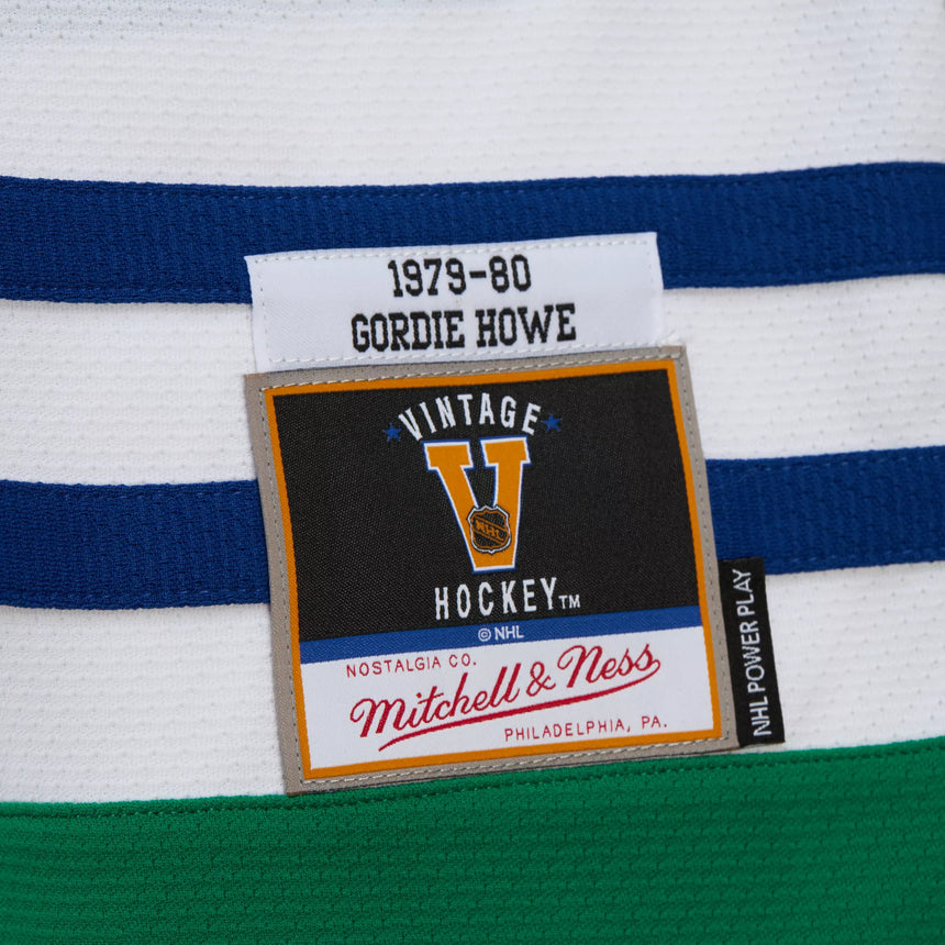 Mitchell & Ness Men's Hartford Whalers Gordie Howe #9 1979 Vintage Home Replica Jersey - Pro Jersey Sports