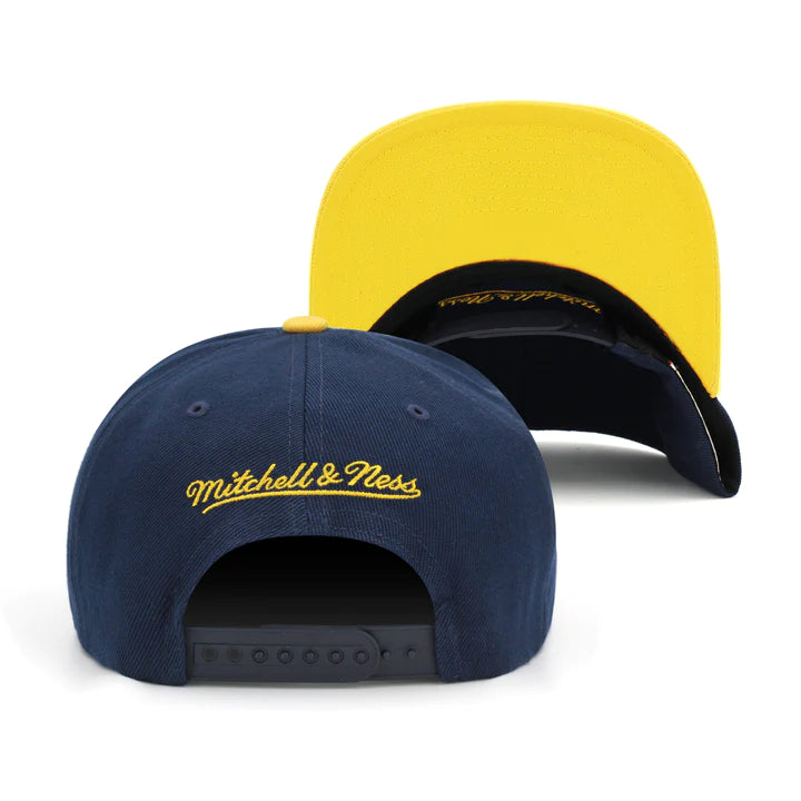 Men's Vancouver Grizzlies Mitchell & Ness Navy/Gold Alternate Core Basic Adjustable Snapback Hat