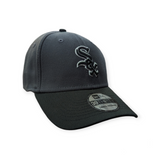 Chicago White Sox New Era Graphite/Black Primary Logo 39THIRTY Flex Fit Hat - Pro Jersey Sports