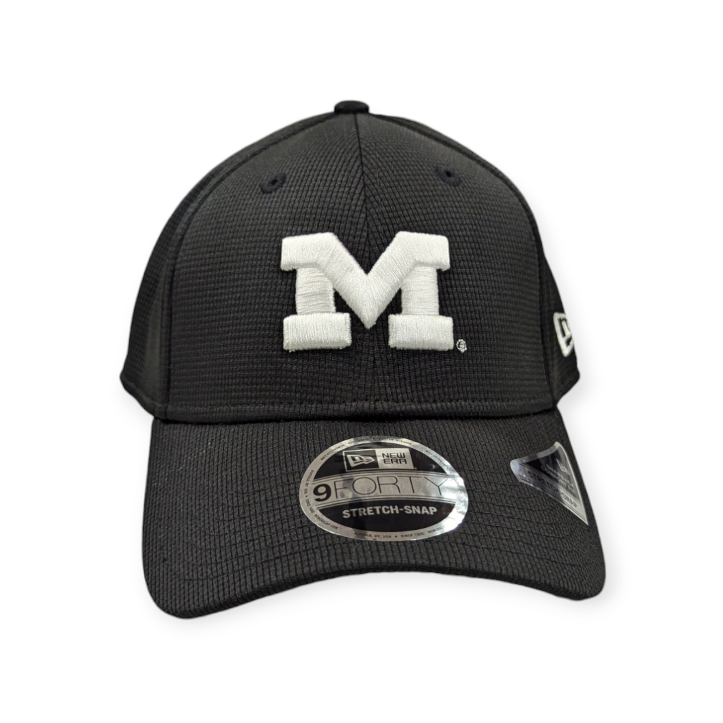 Michigan Wolverines New Era Black Pivot 9FORTY Adjustable Hat