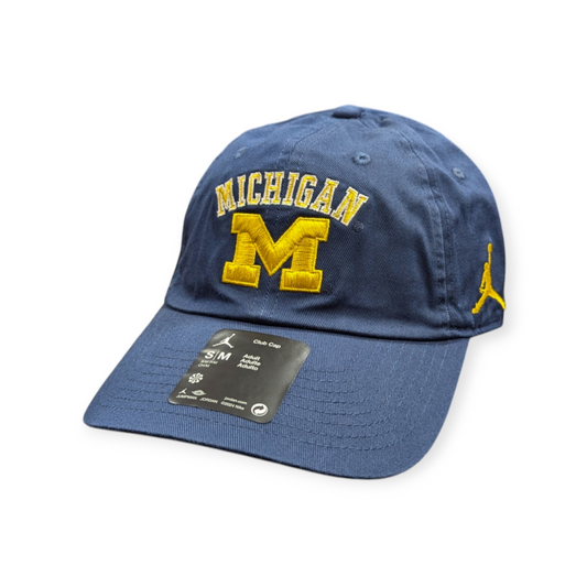 Michigan Wolverines Nike Club Navy Dri-Fit Unstructured Adjustable Hat