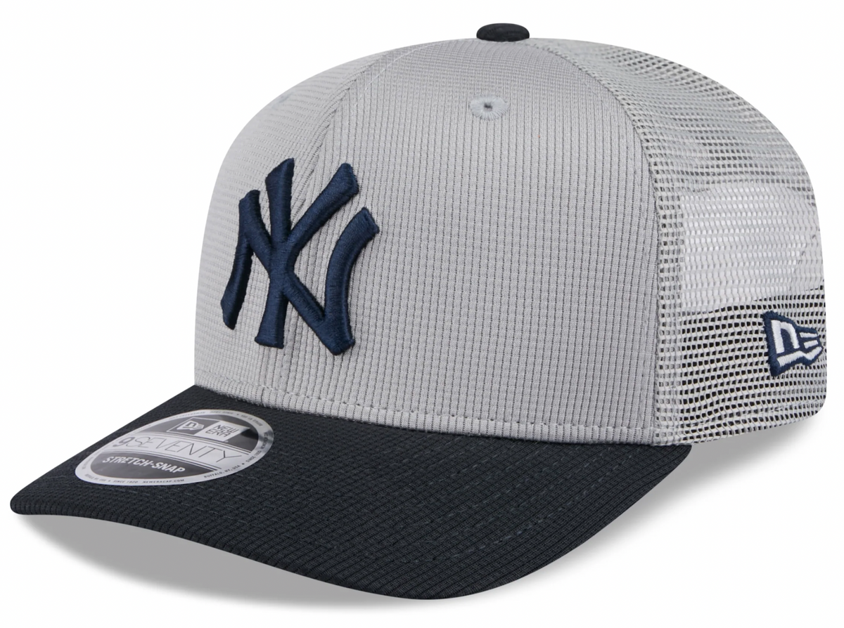 New York Yankees New Era Gray/Navy 2025 Spring Training 9SEVENTY Road Trucker Hat - Pro Jersey Sports