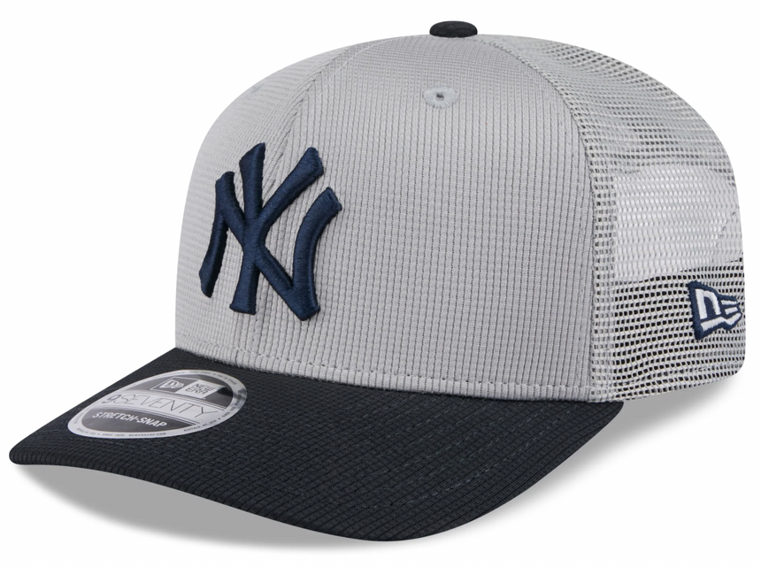 New York Yankees New Era Gray/Navy 2025 Spring Training 9SEVENTY Road Trucker Hat - Pro Jersey Sports