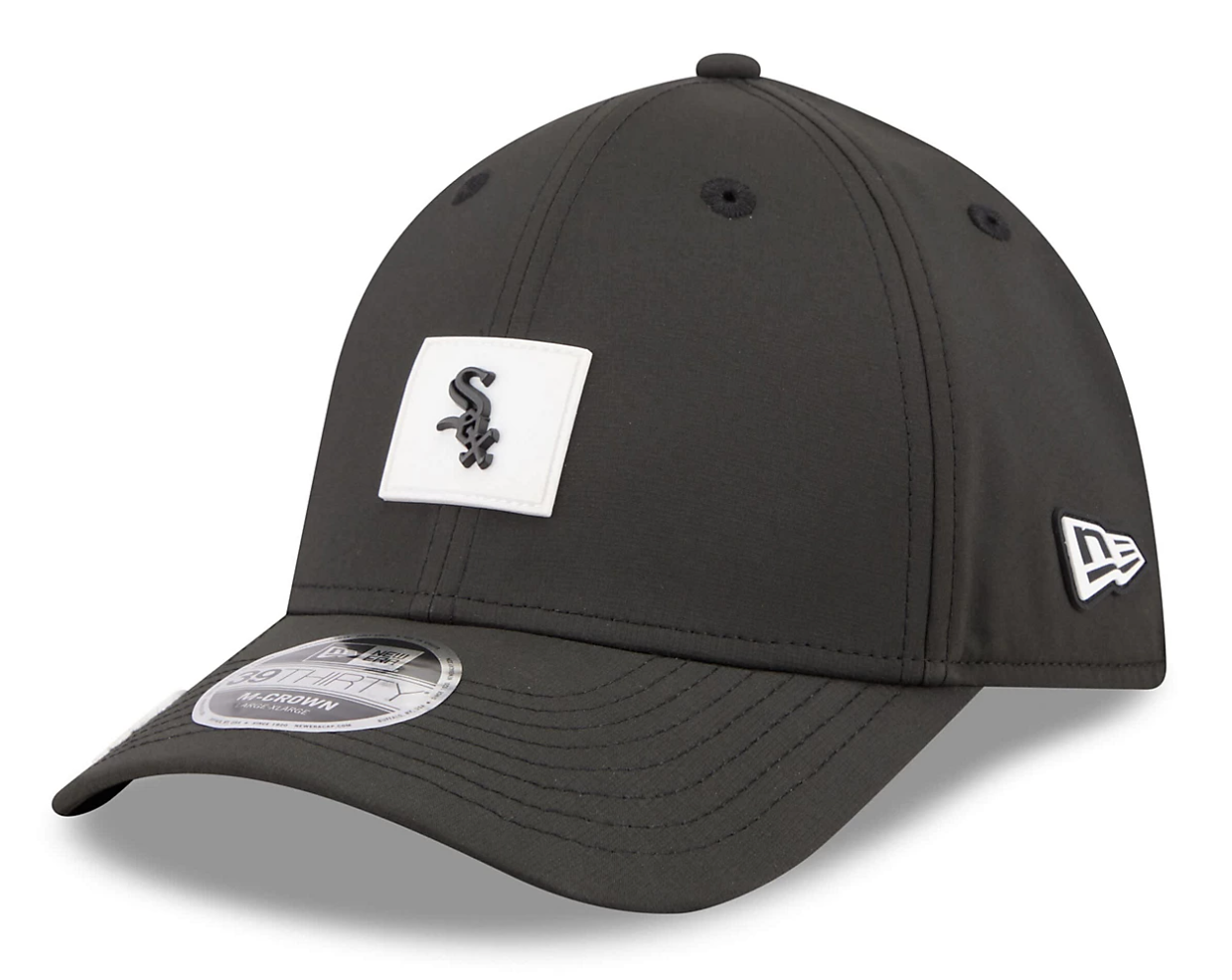 Chicago White Sox New Era 2026 Clubhouse M-Crown 39Thirty Black Flex Fit Hat