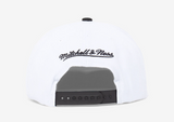 Atlanta Hawks Mitchell & Ness Hardwood Classics Reload 2.0 Snapback Hat - White/Black - Pro Jersey Sports
