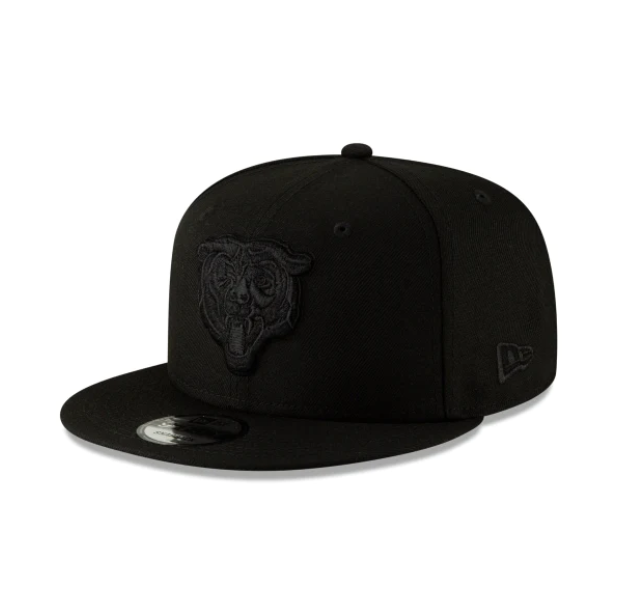 Men's Chicago Bears New Era Black On Black Tonal 9FIFTY Snapback Hat