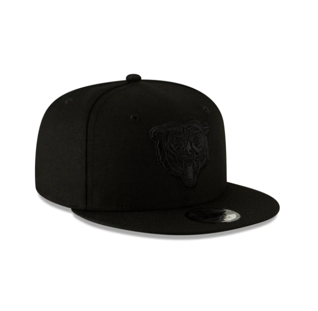 Men's Chicago Bears New Era Black On Black Tonal 9FIFTY Snapback Hat