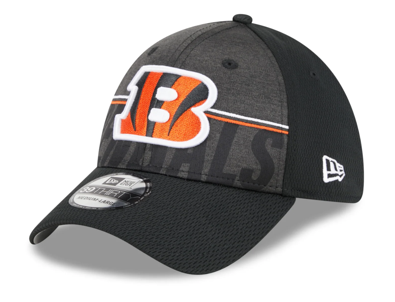 Men's Cincinnati Bengals New Era NFL 2023 Training Camp Black Primary Logo 39THIRTY Flex Fit Hat